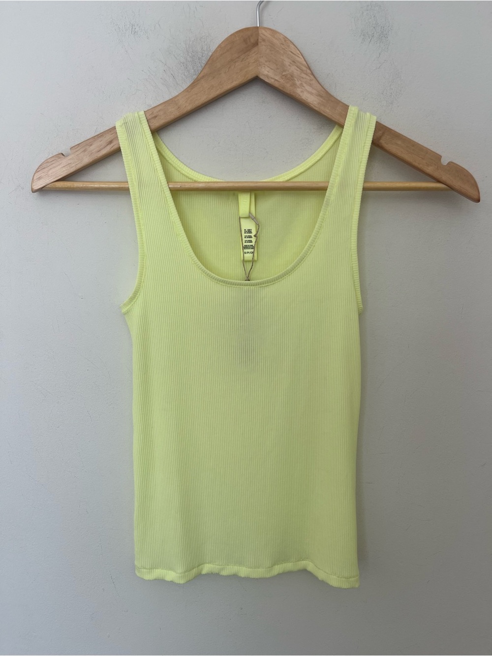 SKIMS Soft Lounge Tank Lemonade S NWT Star Trek Starfleet Academy Wardrobe - Picture 2 of 8